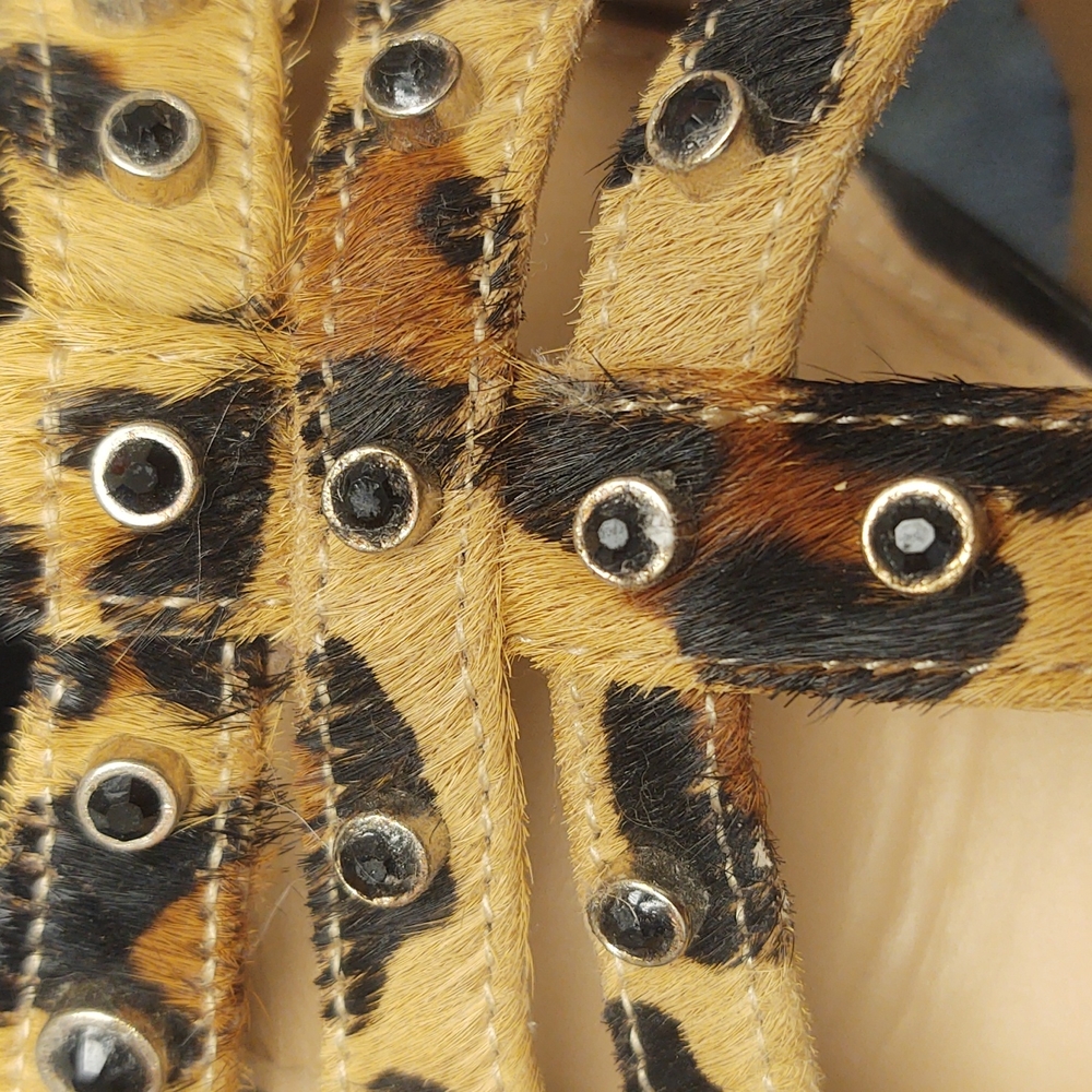 *DONATED 11/1/23* GUC Antonio Melani Heels Size 6.5 - Picture 10 of 10